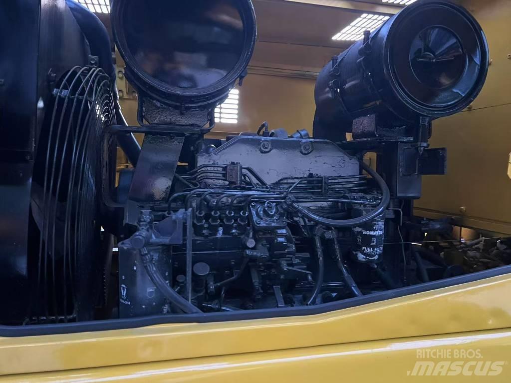 Komatsu WA320-3 Radlader