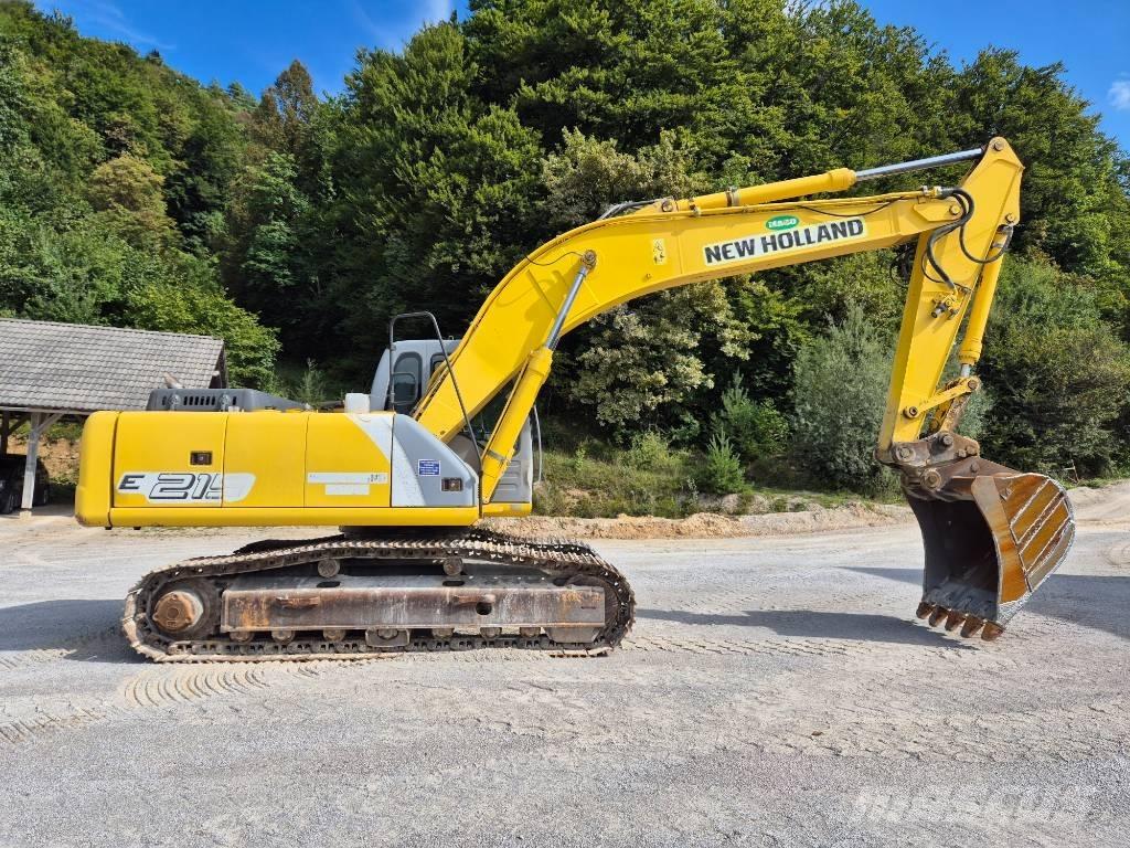 New Holland E 215 Raupenbagger