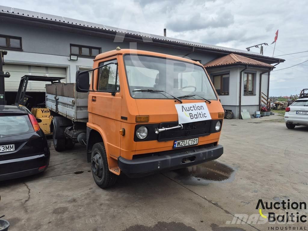 MAN 8.136 Pritschenwagen/Pritschenwagen mit Seitenklappe