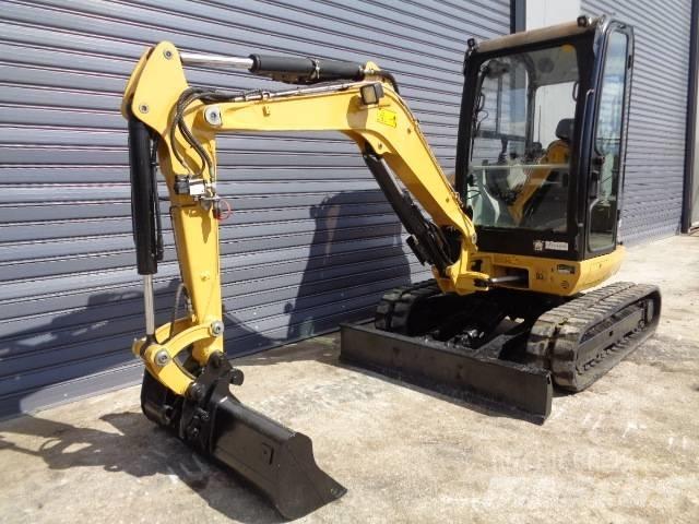 CAT 302.7 D Minibagger < 7t