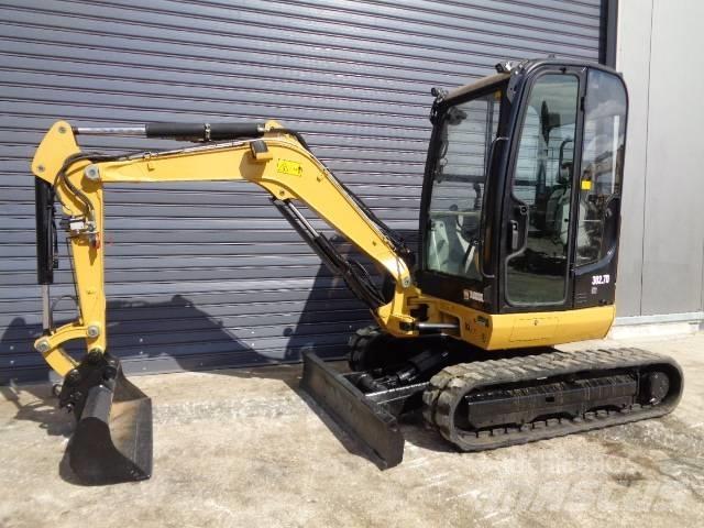 CAT 302.7 D Minibagger < 7t