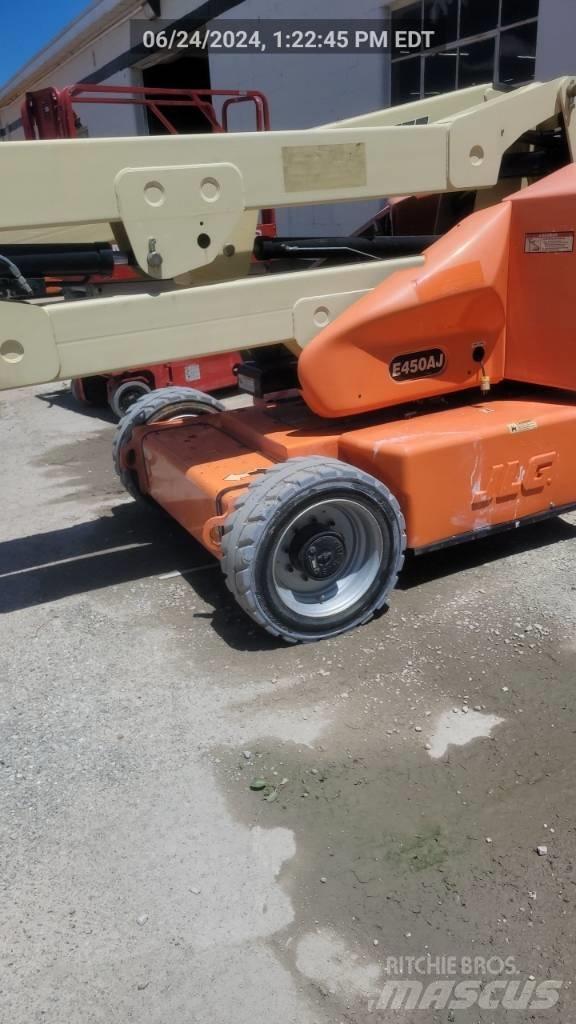 JLG E 450 AJ Gelenkteleskoparbeitsbühnen