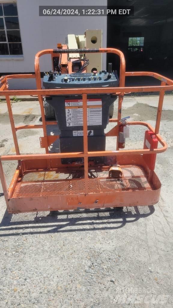 JLG E 450 AJ Gelenkteleskoparbeitsbühnen