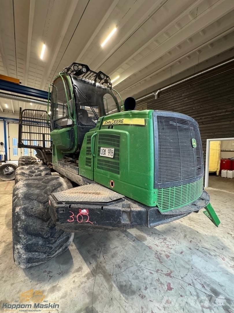 John Deere 1210E Forwarder