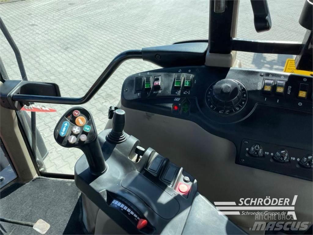 Case IH CVX 1155 Traktoren