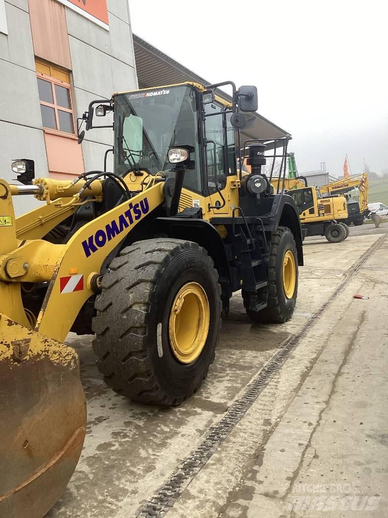 Komatsu WA380-8E0 Radlader
