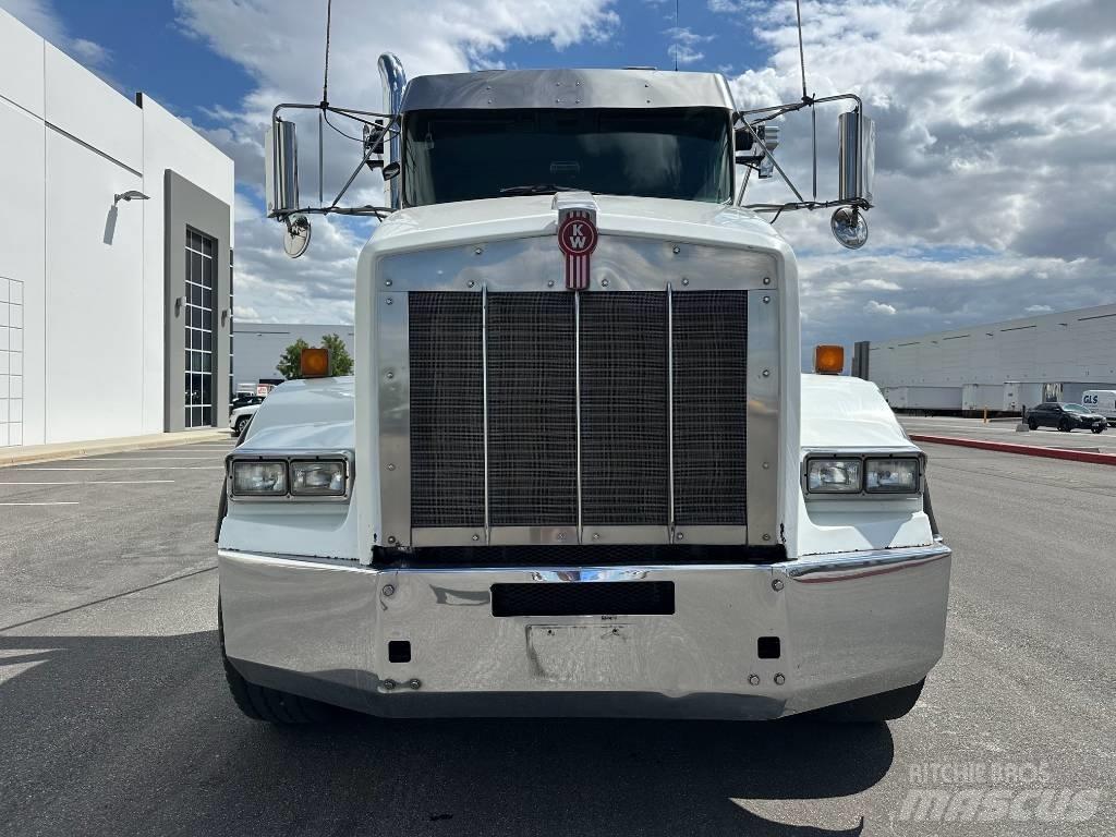 Kenworth T 800 Absetzkipper