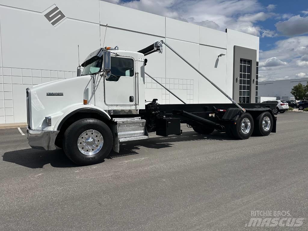 Kenworth T 800 Absetzkipper