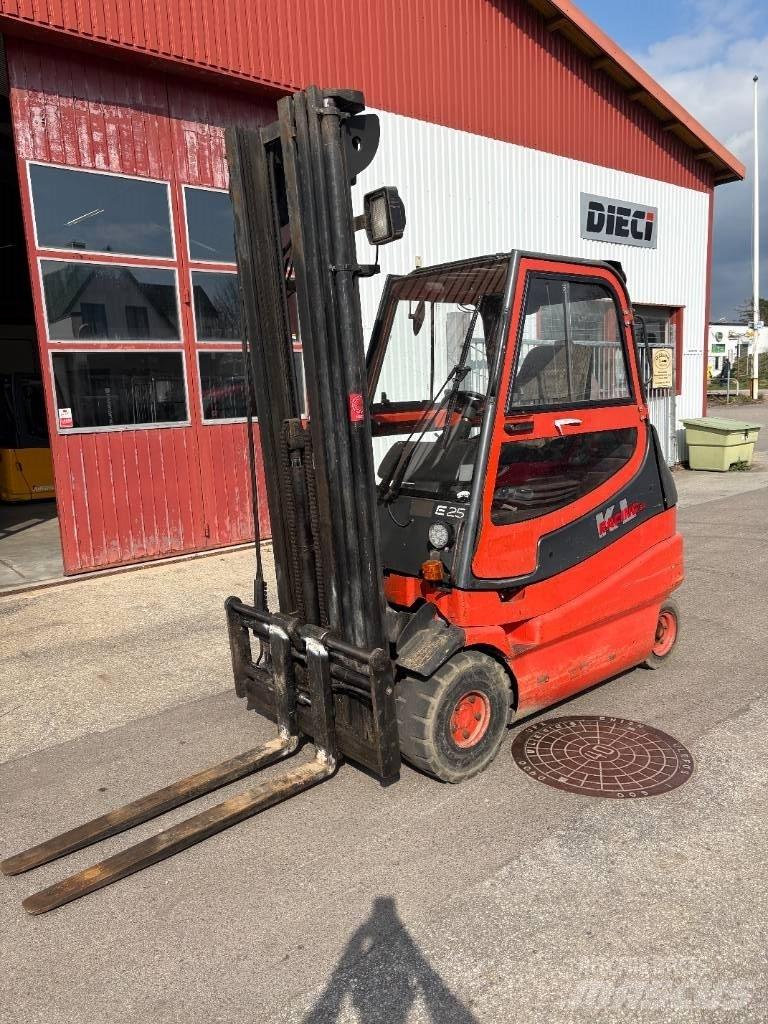 Linde E 25 Elektrostapler