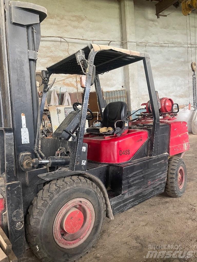 Doosan D 45 S-7 Sonstige Flurförderzeuge