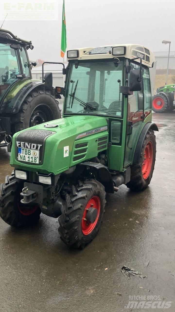 Fendt 206 v V Traktoren
