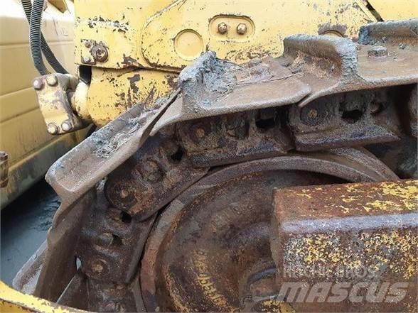 CAT D8T Bulldozer