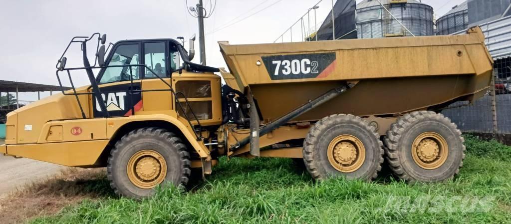 CAT 730 C2 Dumper - Knickgelenk