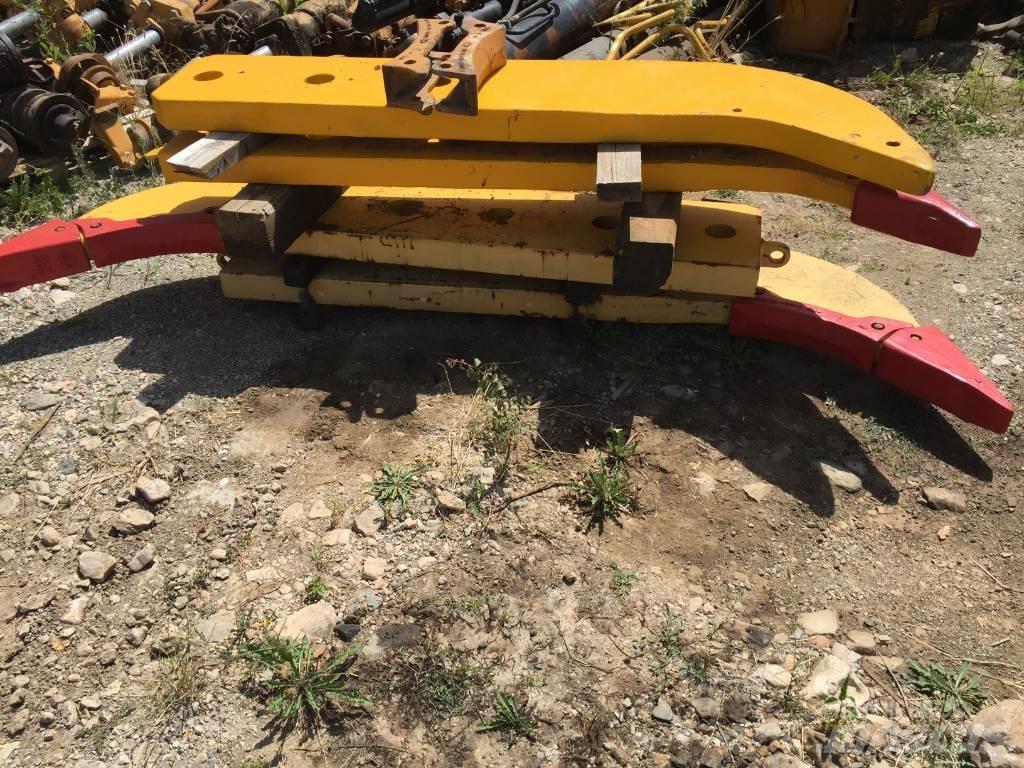 CAT D9N Bulldozer