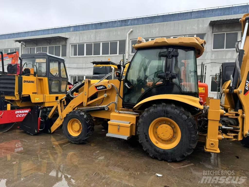 CAT 420 F Baggerlader