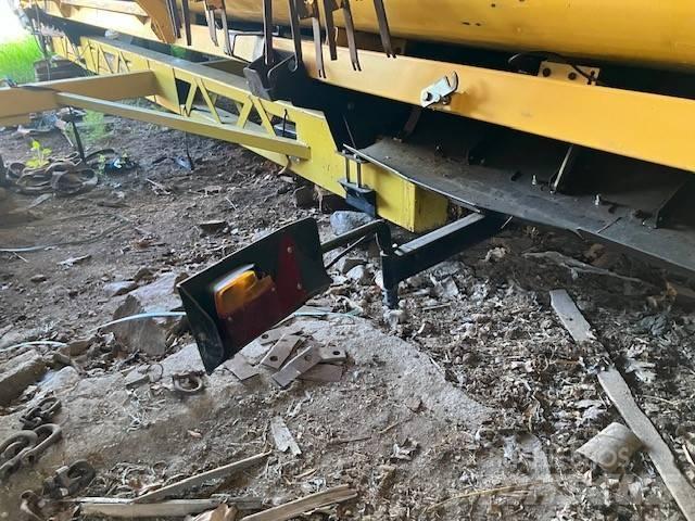 New Holland CX 8060 Mähdrescher