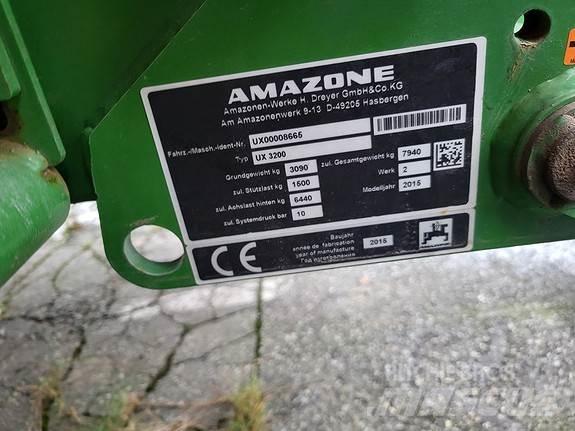 Amazone UX3200 Selbstfahrende Sprühgeräte