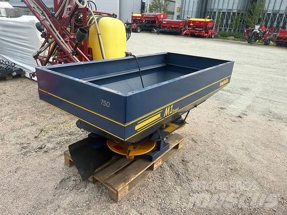 Bogballe M1 Mineraldüngerstreuer