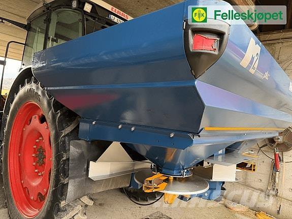 Bogballe M2 Mineraldüngerstreuer