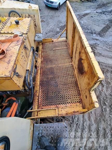 Brøyt ED1000T Raupenbagger