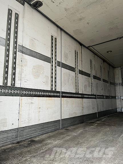 Bussbygg  Andere Anhänger