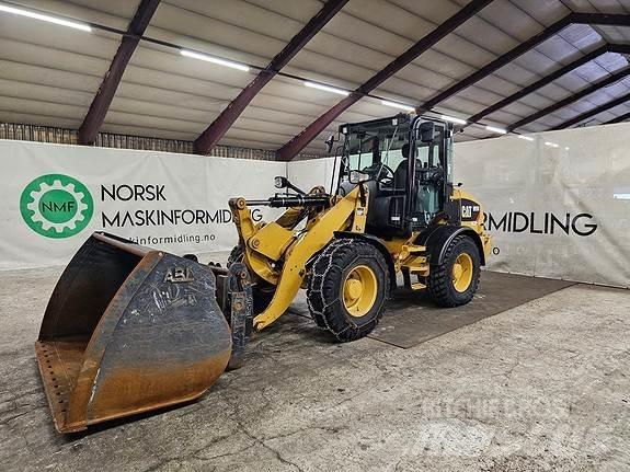 CAT 908M Radlader