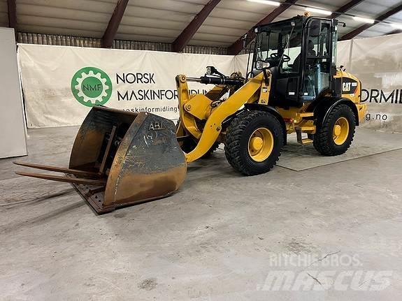CAT 908M Radlader