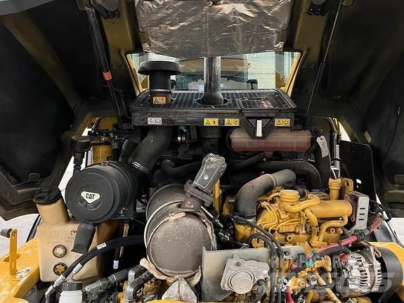 CAT 908M Radlader