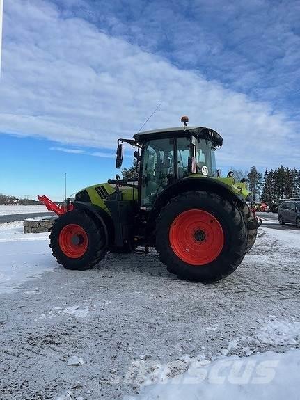 CLAAS Arion 610 Traktoren