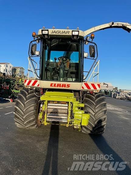 CLAAS JAGUAR 870 Selbstfahrende Häcksler