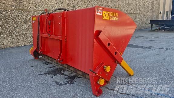 Duun SA1800 Sand- und Salzstreuer