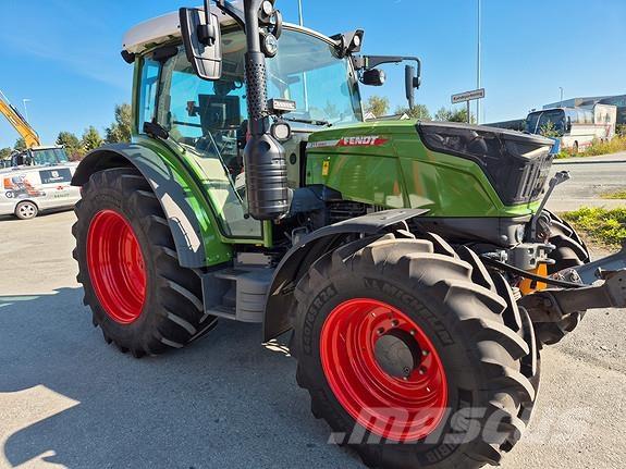 Fendt 211 Traktoren