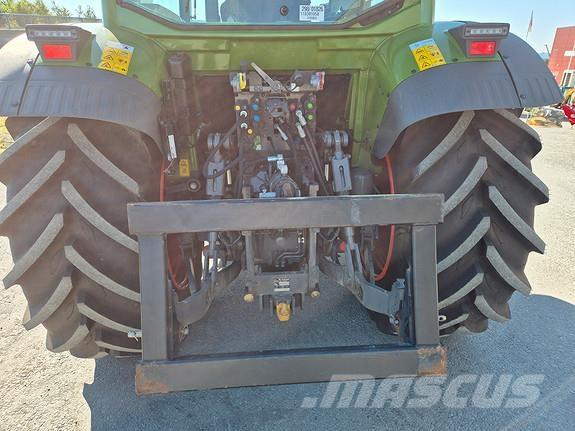 Fendt 211 Traktoren