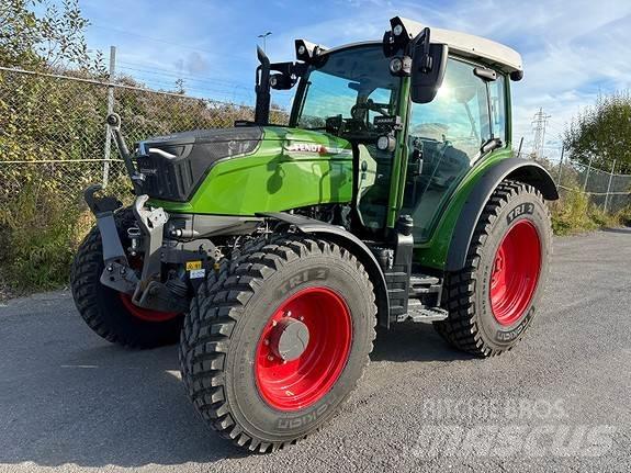 Fendt 211 Profi Traktoren