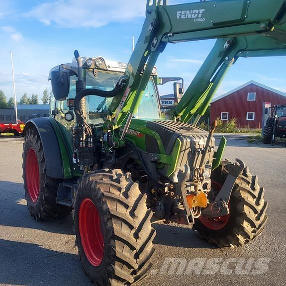 Fendt 211 Vario Traktoren