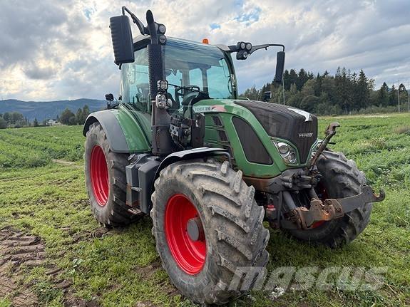 Fendt 516 Traktoren