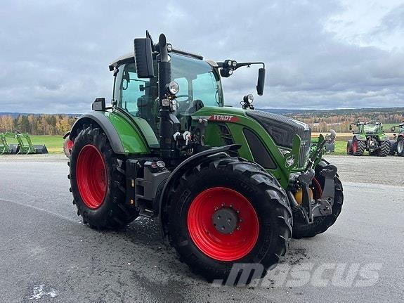 Fendt 724 VARIO Traktoren