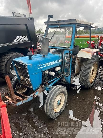 Ford 2600 Traktoren