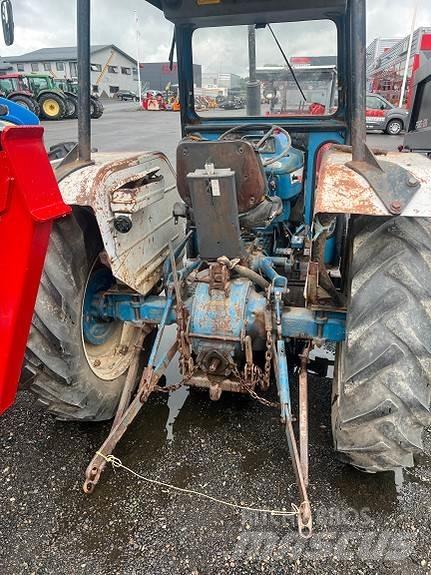 Ford 2600 Traktoren