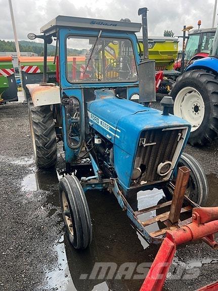 Ford 2600 Traktoren