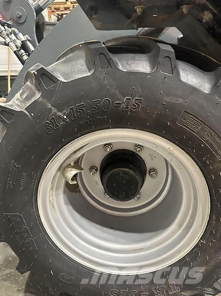 GiANT G2500HD+ Kompaktlader