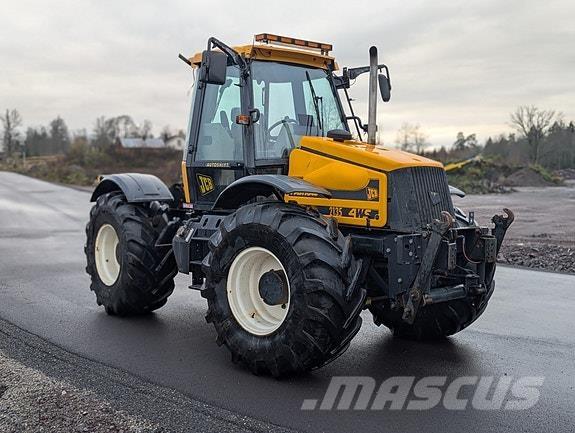 JCB 2135 4WS Traktoren