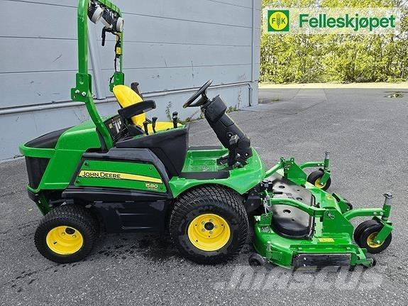 John Deere 1580 Sonstige Kommunalmaschinen