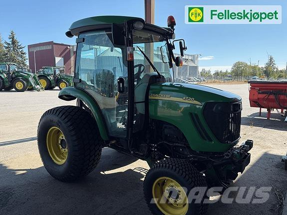 John Deere 4720 Traktoren