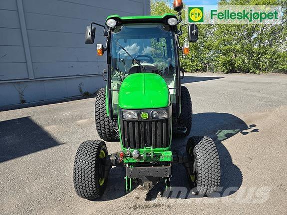 John Deere 4720 Traktoren