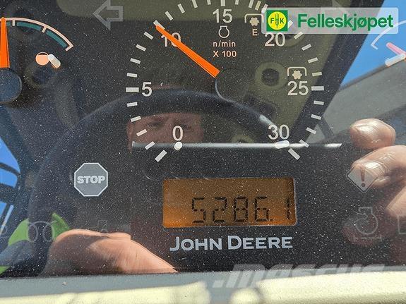 John Deere 4720 Traktoren