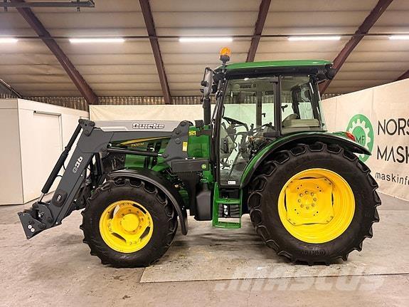 John Deere 5100M Traktoren