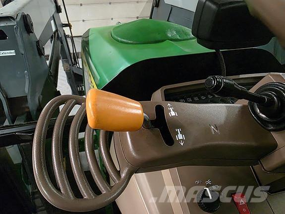 John Deere 5100R Traktoren