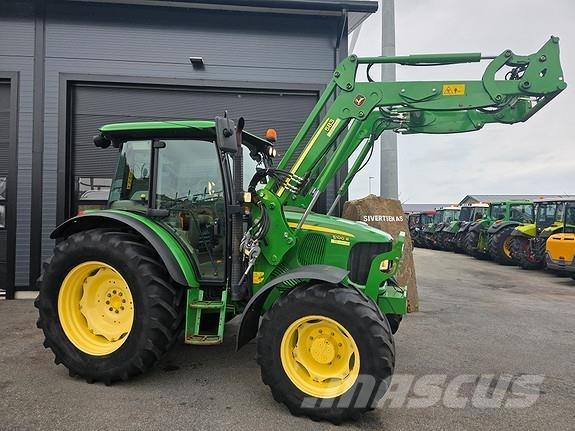John Deere 5100R Traktoren