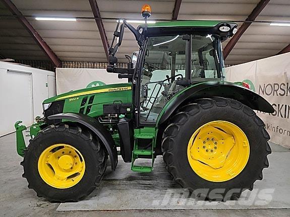 John Deere 5100R Traktoren